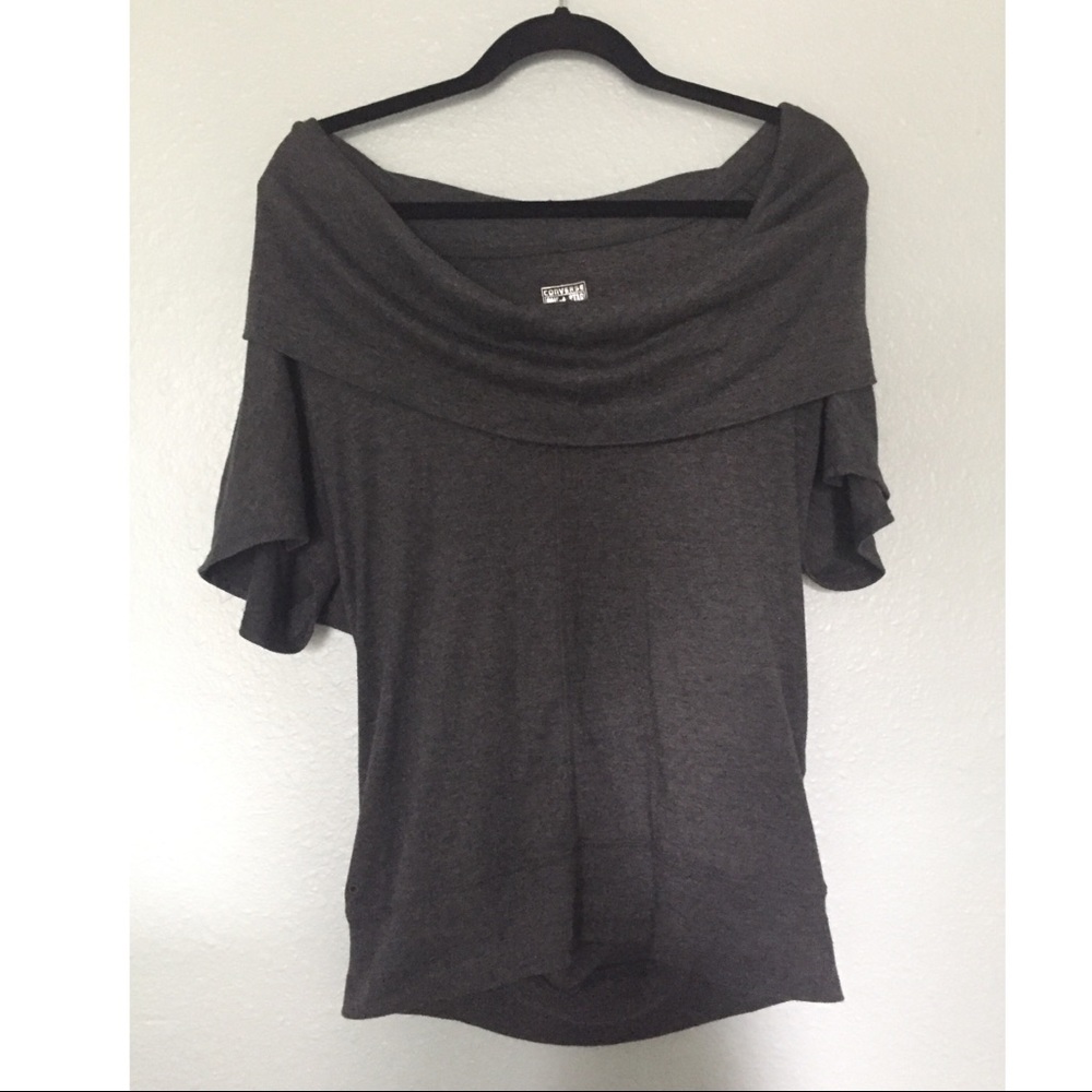 Converse | Off Shoulder Top
